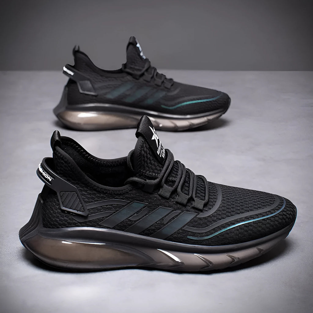Men's breathable fly woven shock absorption sports casual shoes in openwork black, low heel