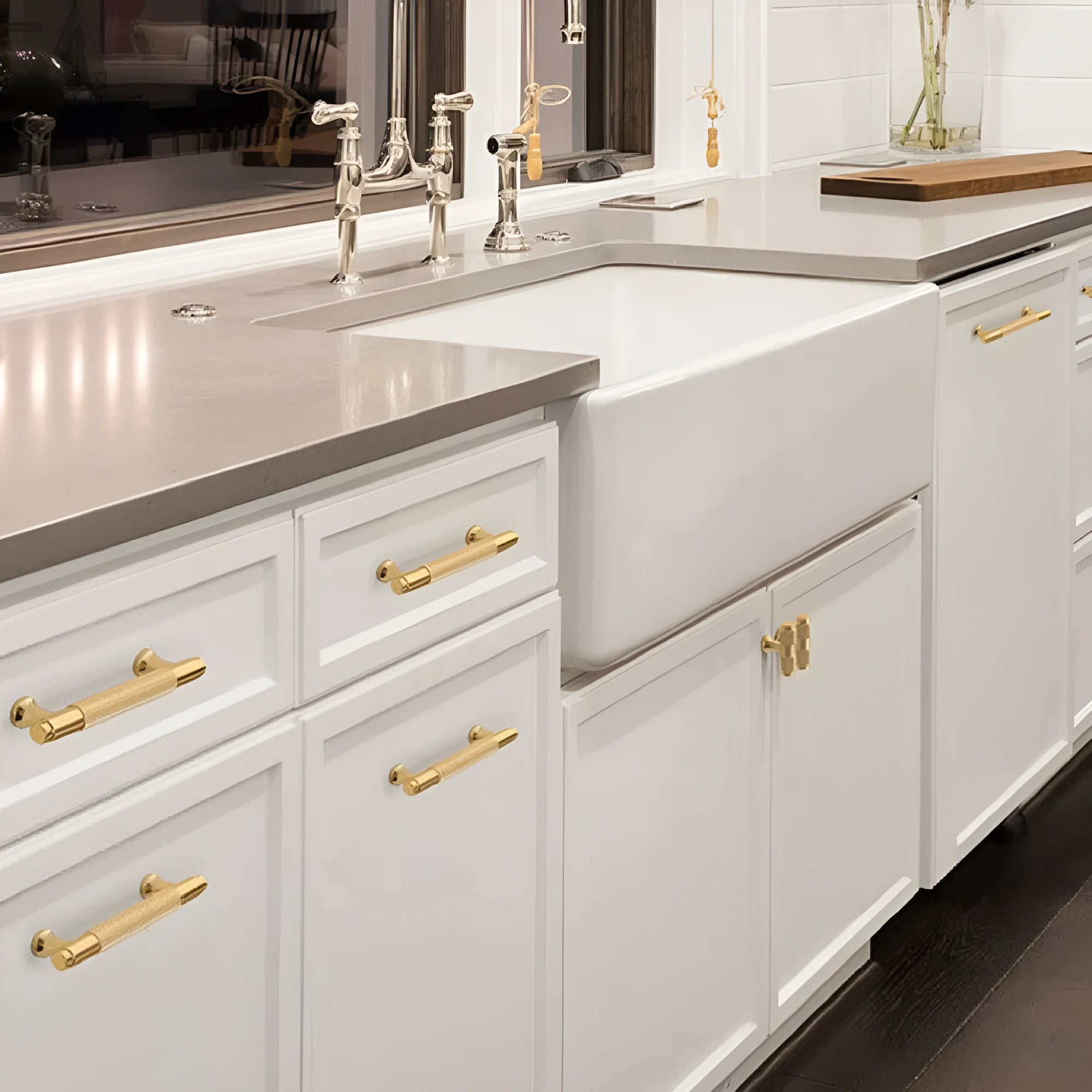 Brushed brass aluminium alloy handle for furniture cabinets and drawers