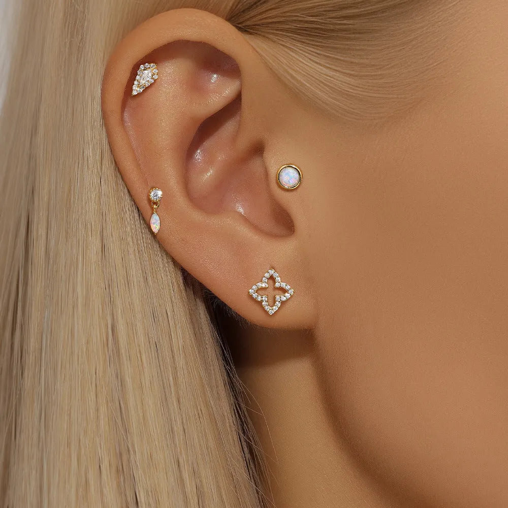 S925 sterling silver flat column threaded ear bone stud in a gold plating colour