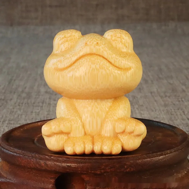 Smiling frog solid bamboo carving ornament with cartoon design, 5cm height