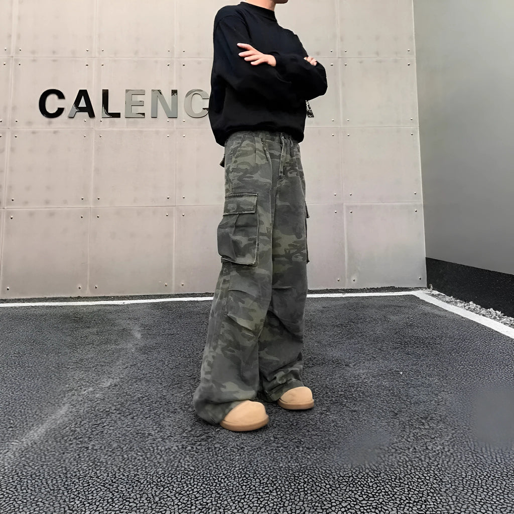 Korean style mid waist camouflage cargo trousers with multiple pockets on a mannequin.