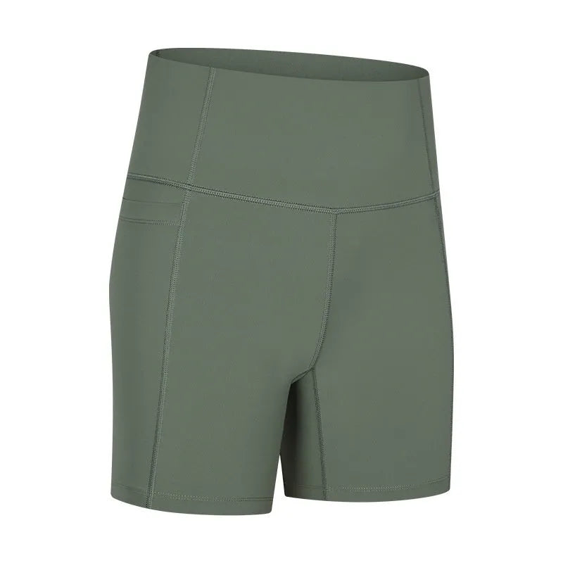 Women's super stretch sports shorts in fifth pants length with cotton blend fabric