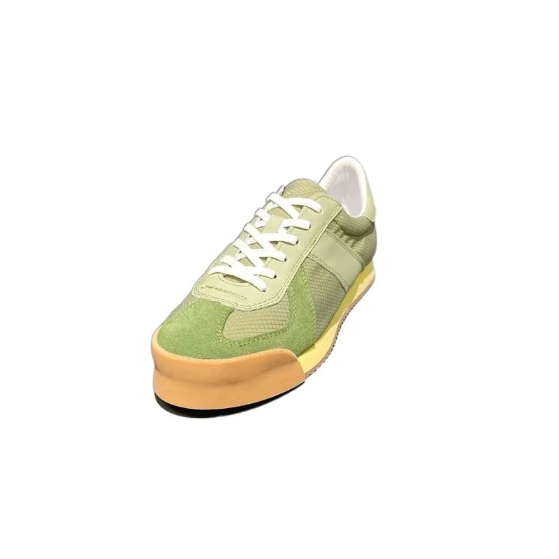 Men's summer sports shoes in cow suede with mesh panels and herringbone toe detail