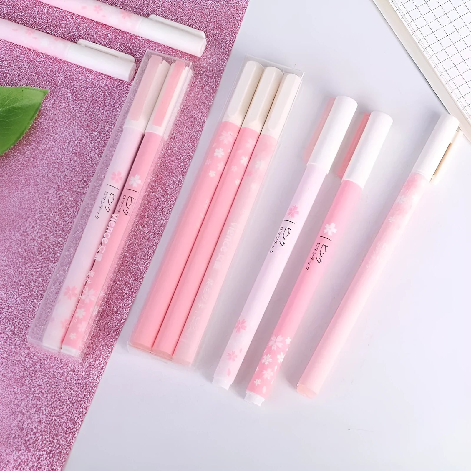 Sakura gel pen set with plastic body and replaceable refills, showing choice of 0.5mm or 0.38mm tip sizes