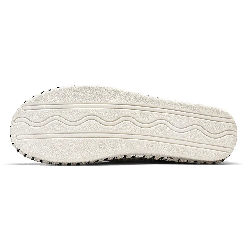 Men's casual summer shoes with cloth upper in black or beige colour, round toe design