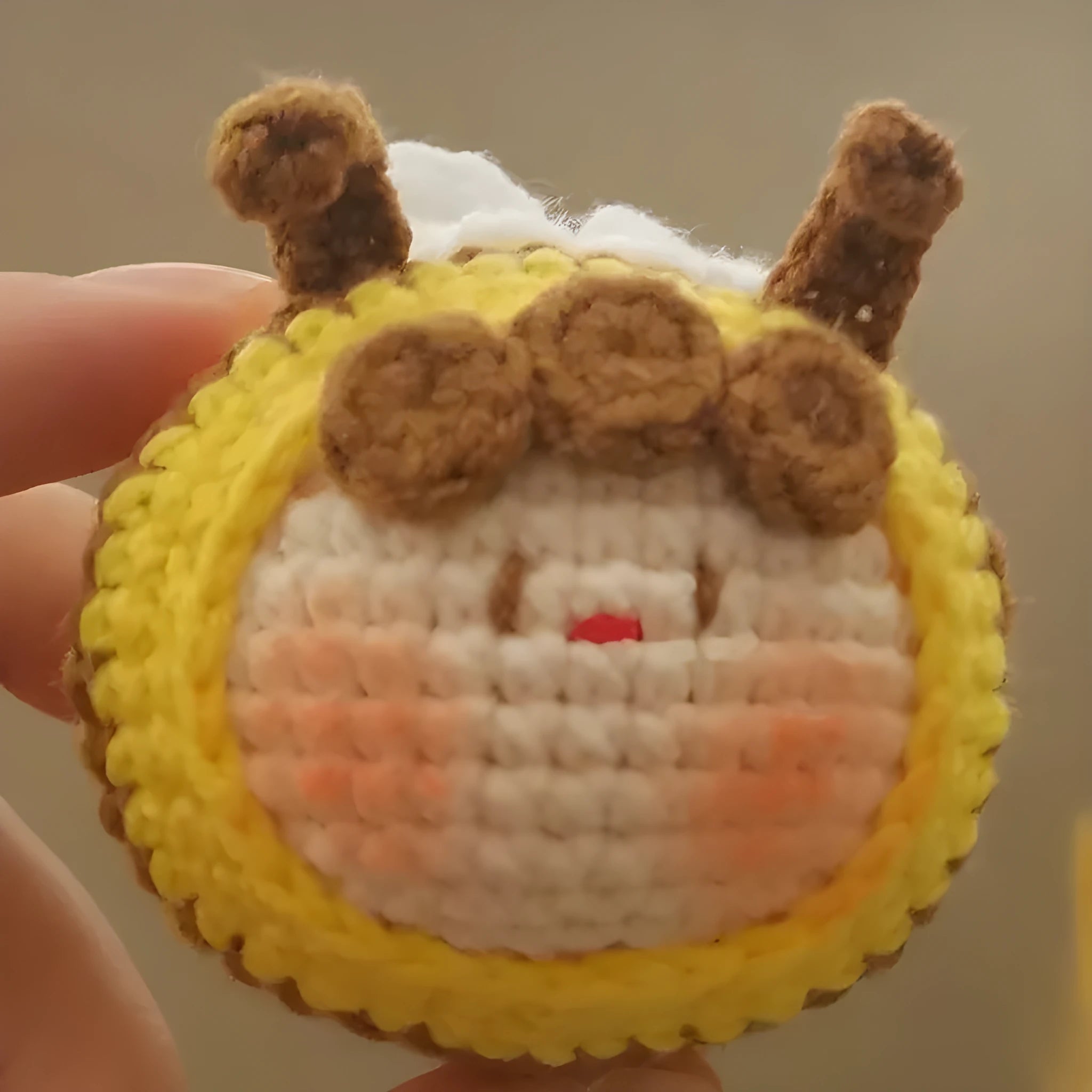 Handmade crocheted bee colony plush ornament for woolen doll displays