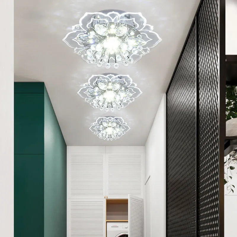 Modern crystal ceiling lamp with flower-shaped shade in crystal, acrylic and stainless steel