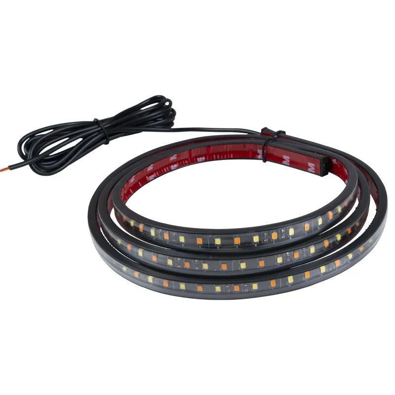Pedal Streamer bicycle side steering yellow light lamp with long white-yellow PVC streamer on wheel.
