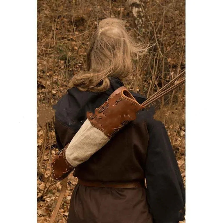 Warrior hand woven PU skin spliced quiver in brown with stitching pattern for archery