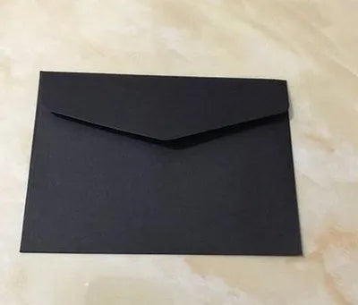 Mini coloured non-printed envelopes for business cards measuring 11.5 by 8 centimetres