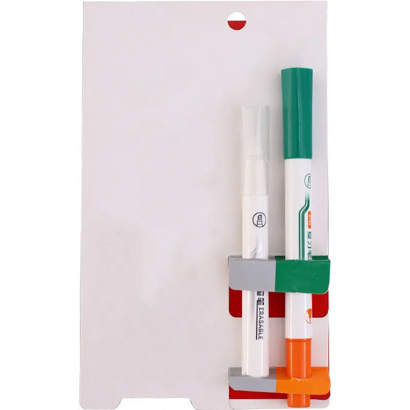 Green erasable highlighter pen set with plastic shell, slanted tip and card packaging