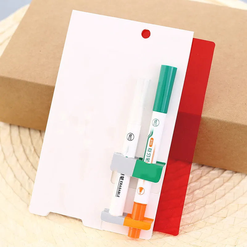 Green erasable highlighter pen set with plastic shell, slanted tip and card packaging