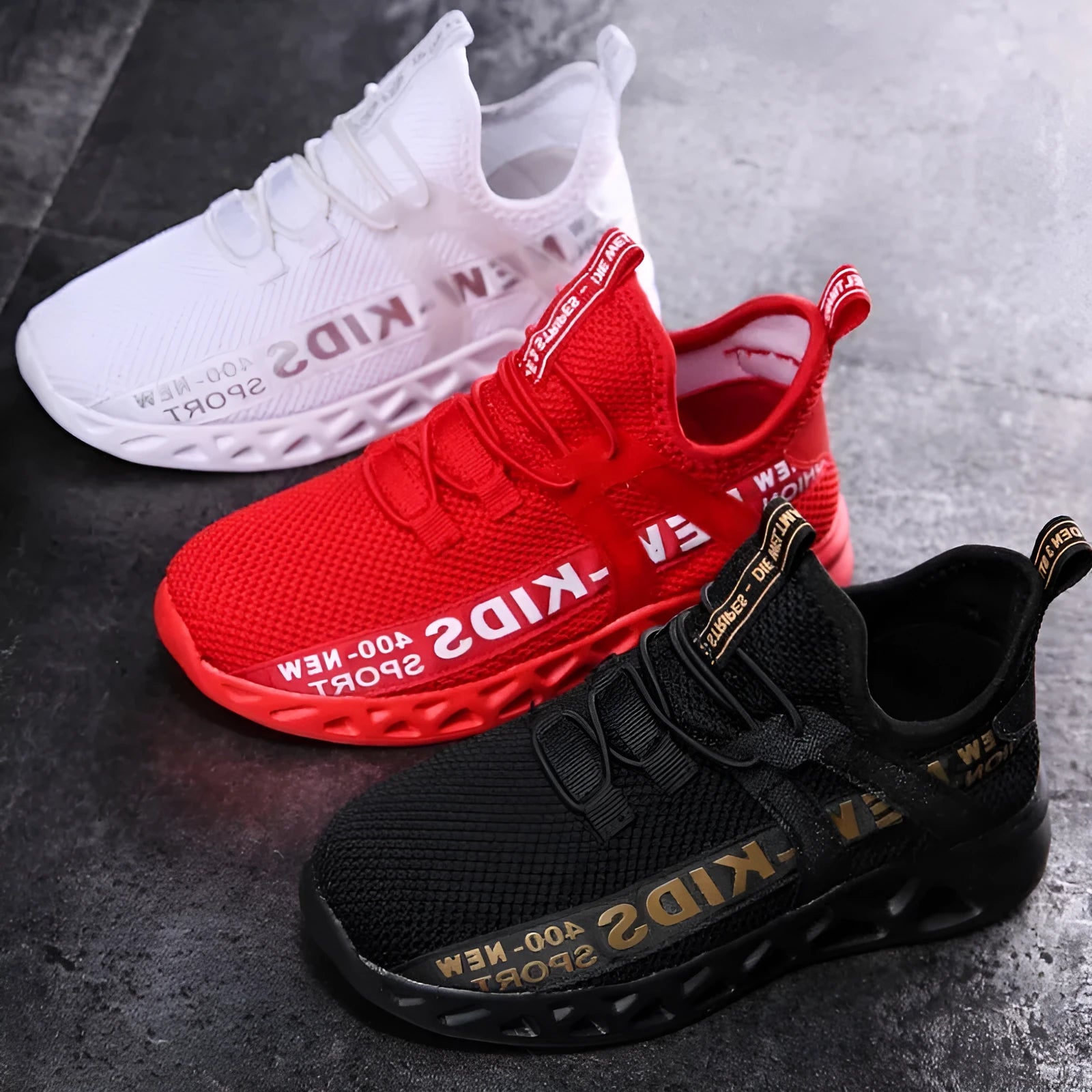 New mesh kids sneakers lightweight breathable non-slip children shoes in red white and black sizes 27-38