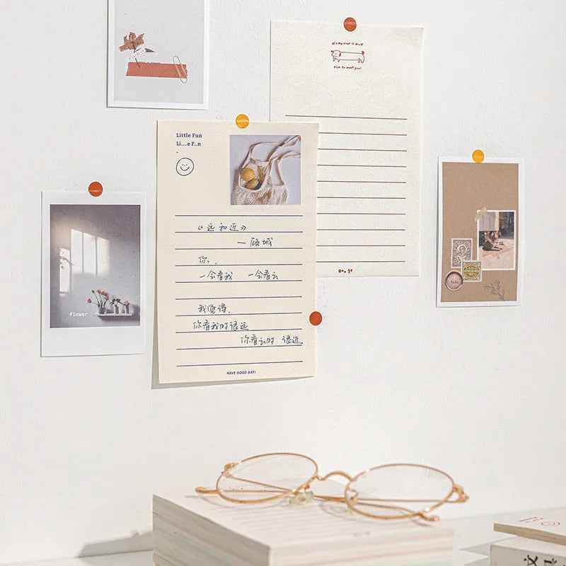 Rectangular memo pad notebook with paper cover, compatible with Apple iPhones