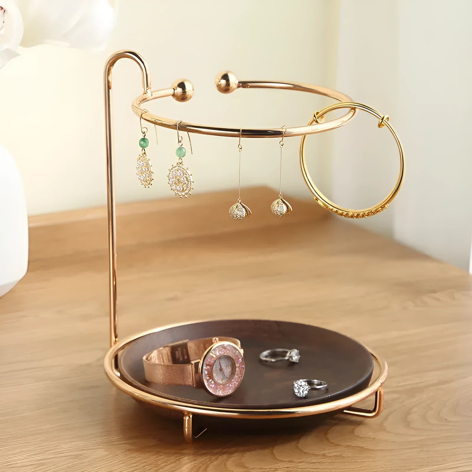 Solid walnut wood key and jewellery rack with metal hooks, 21cm wide.