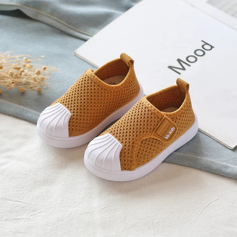 Children's striped casual sneakers with non-slip PVC sole in yellow, grey, black, or rubber powder.