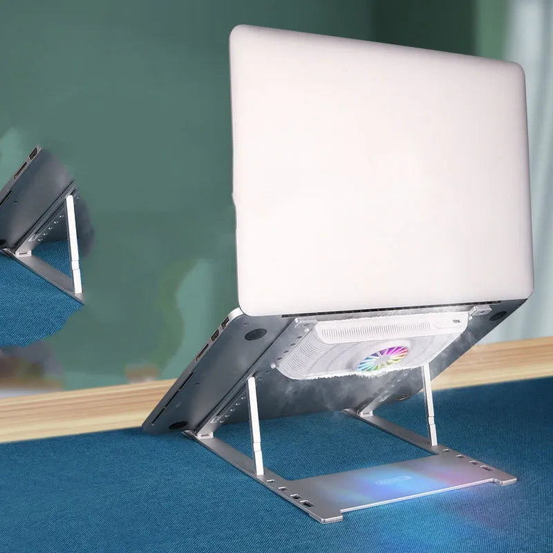 Silver aluminium notebook cooling pad with semiconductor refrigeration and adjustable tilt angle