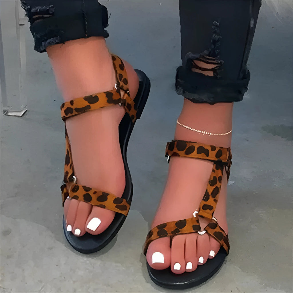 Flat women beach shoes slippers sandals with Velcro closure, frosted finish, plain pattern, viscose sole, imitation leather insole, sizes 35-43