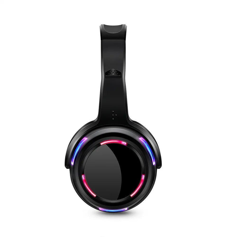 Black silent disco wireless headphones with 40mm drivers and 3m cable showing 3.5mm plug