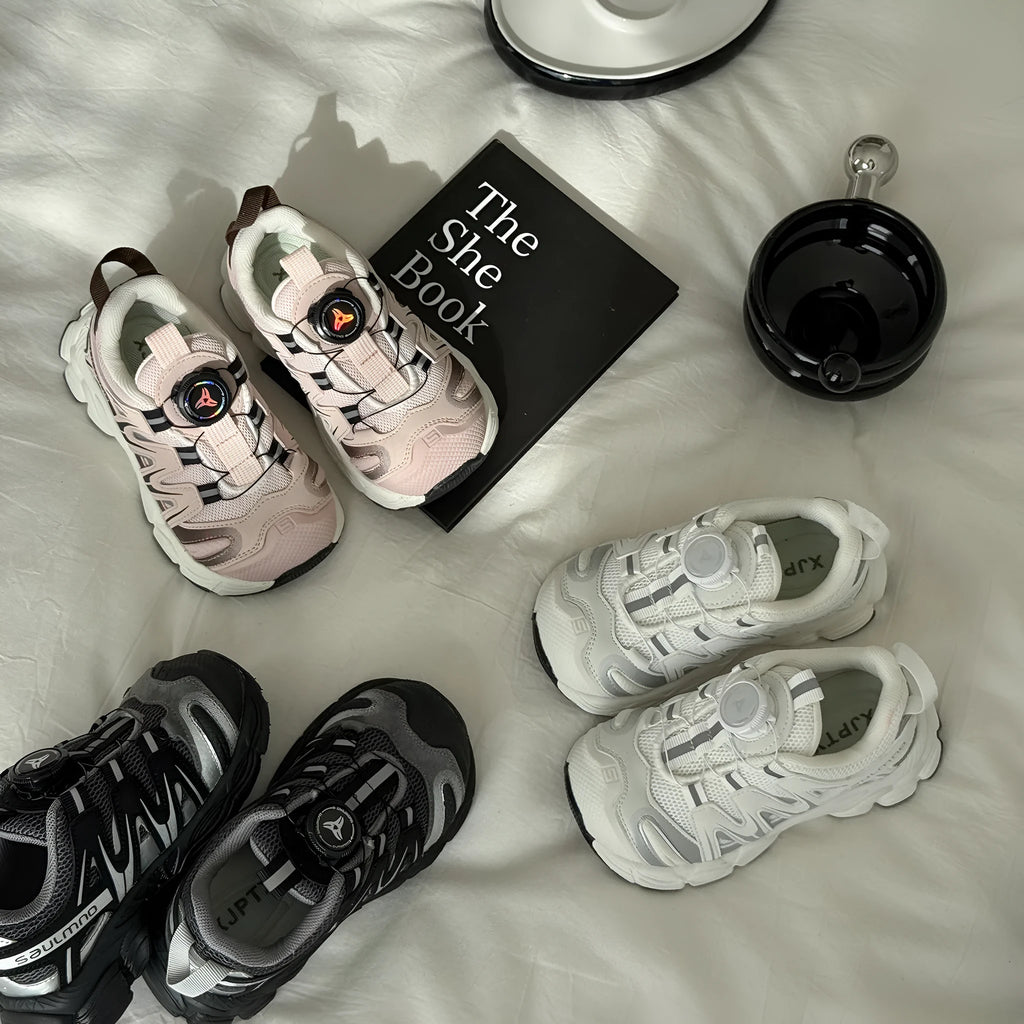 Girls' casual shoes in black beige or pink with breathable PU leather mesh uppers