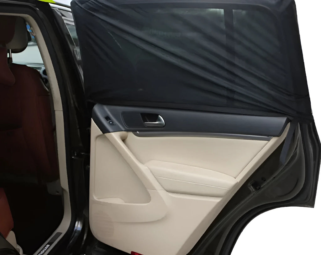 Black polyester mesh car sunshade side curtain placed on rear window, size L 75x45cm