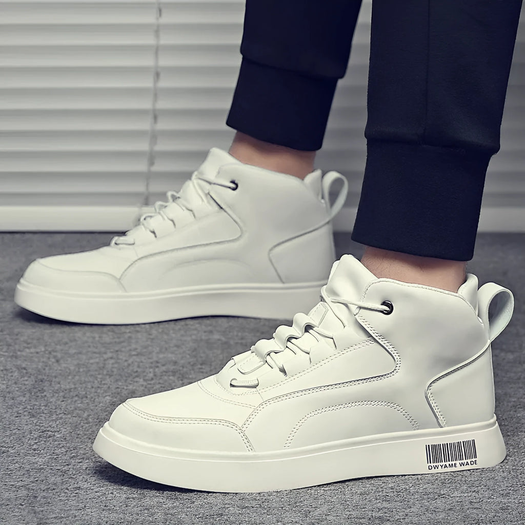 Men's white mid-top casual board shoes with rubber soles and lace-up design.