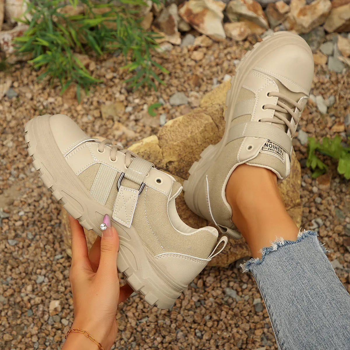Women's lace-up canvas shoes with hook design, thick round-toe sole, artificial PU upper, available in black and cream white