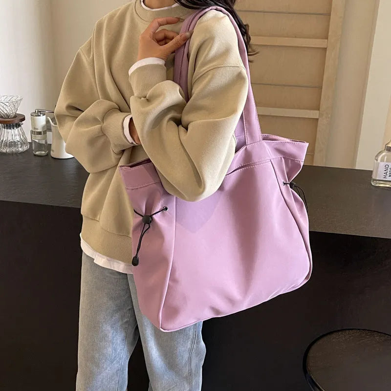 Soft foldable Oxford cloth commuter tote bag in street trend style