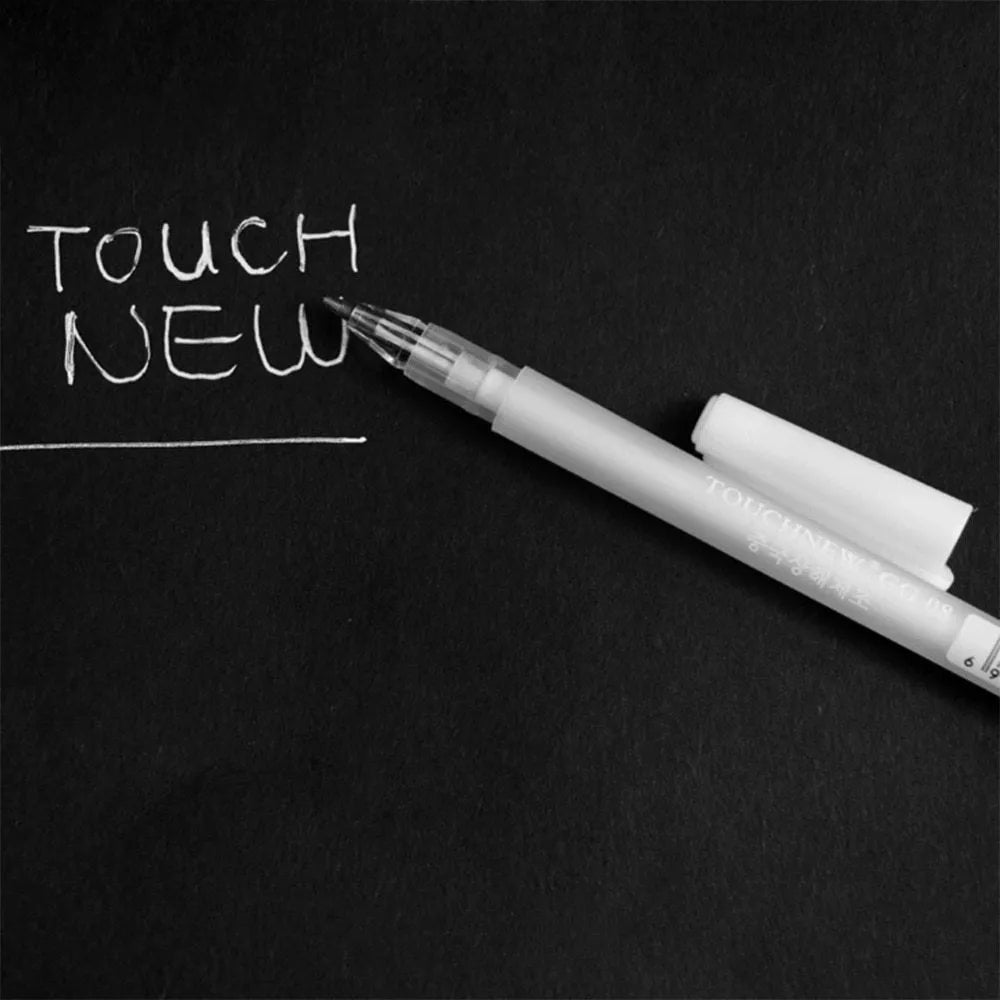 Touchnew hand-painted highlight pen in golden, silver and white colours for black card artwork