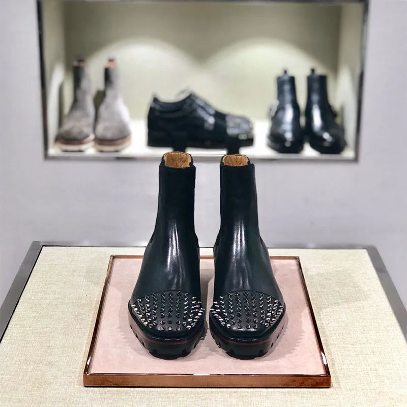 Black high-top business casual leather shoes with a cowhide upper and leather sole.