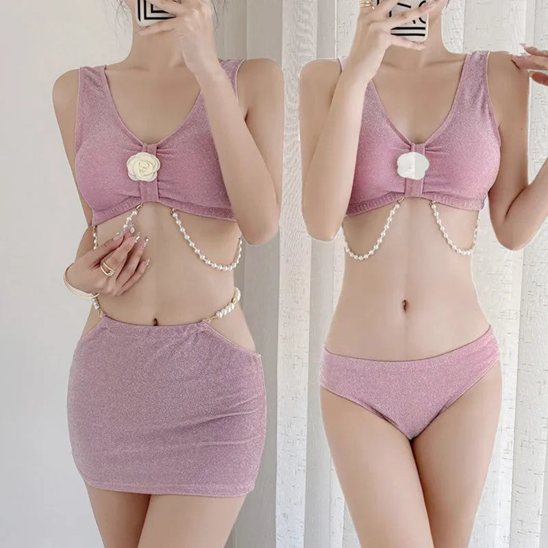 Bear Vacation three-piece polyester bikini set in pink and black colours with briefs style for swimming