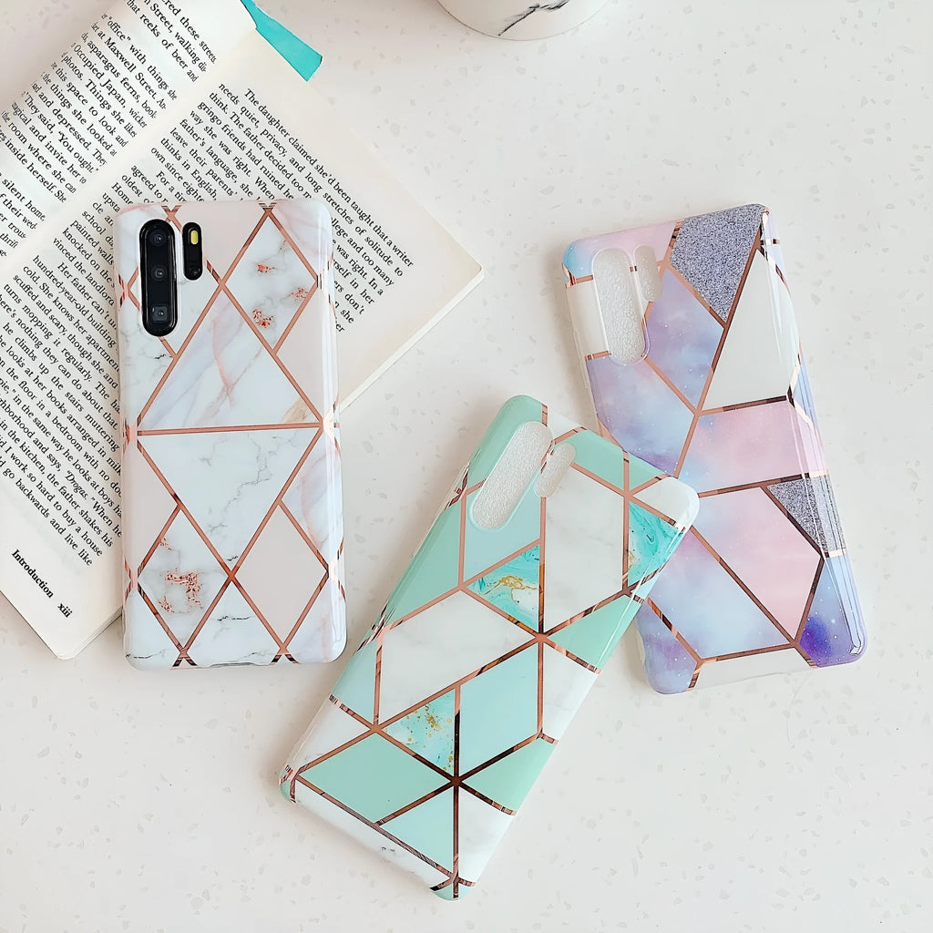 Electroplated marble pattern TPU back cover case for a mobile phone.