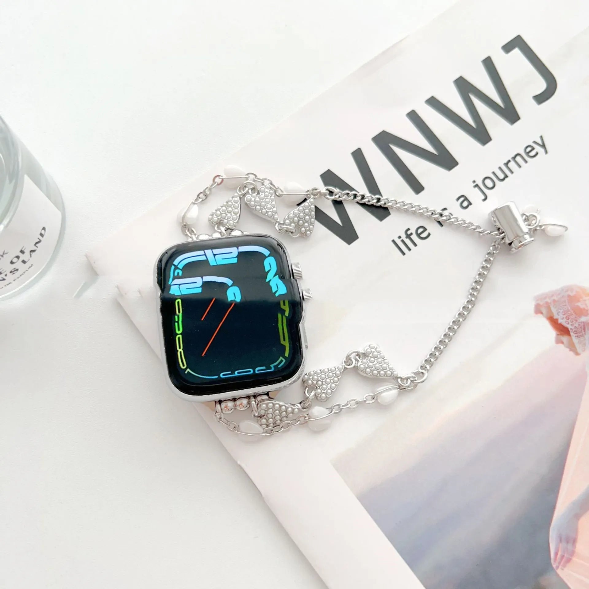 Love bracelet pearl chain metal strap for Apple Watch 38-49mm in gold colour