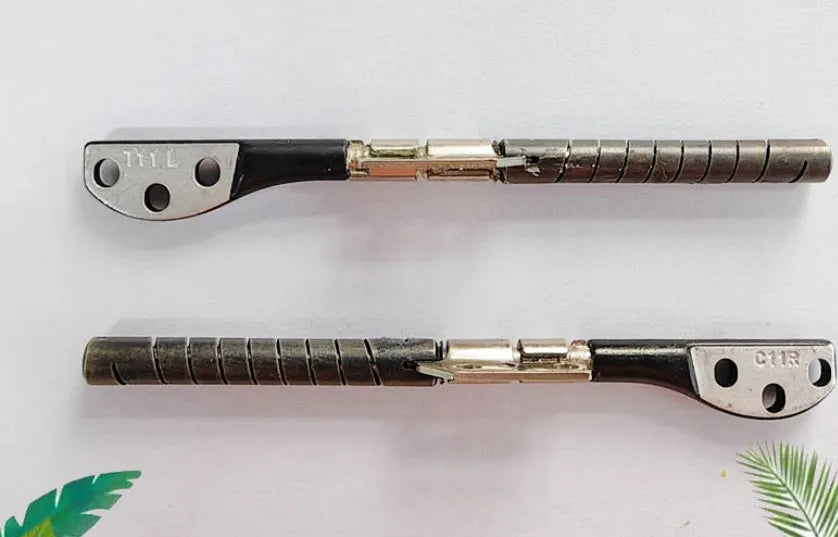 A1286 laptop screen shaft replacement part for MacBook Pro 15-inch computer.