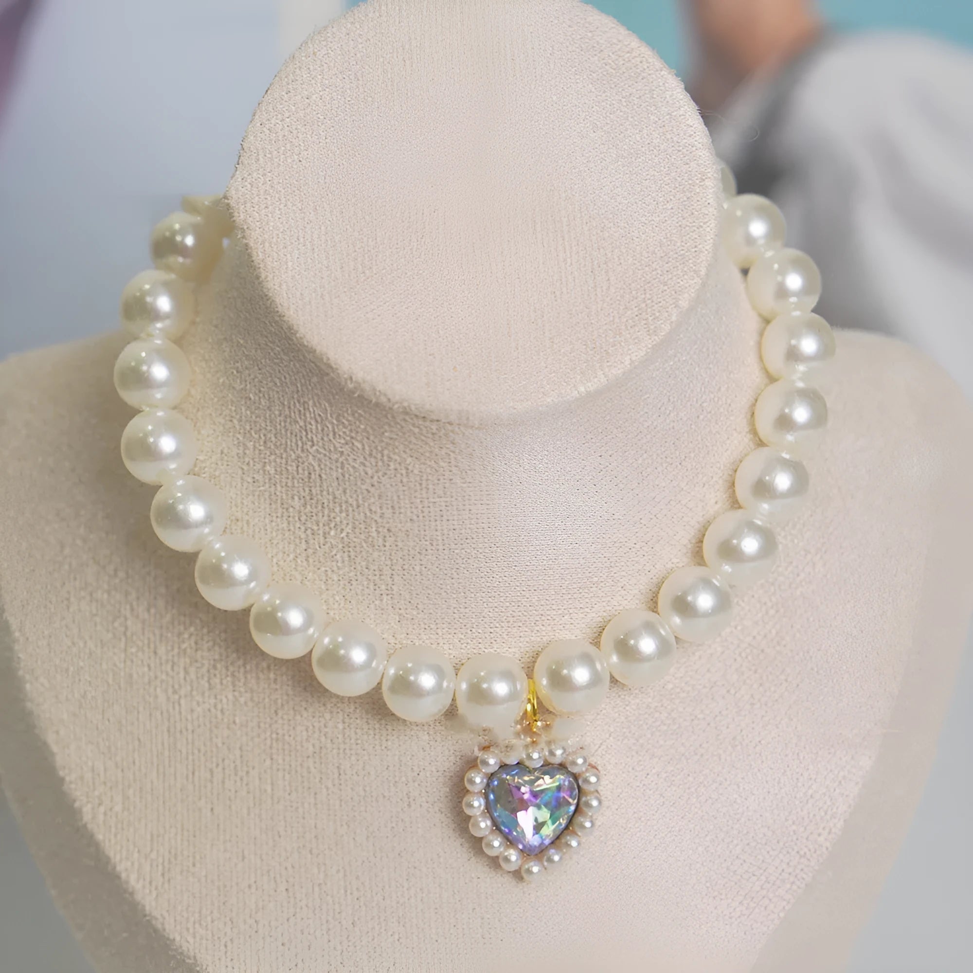 Decorative pearl and love gem cat collar necklace in a choice of colours on size guide.