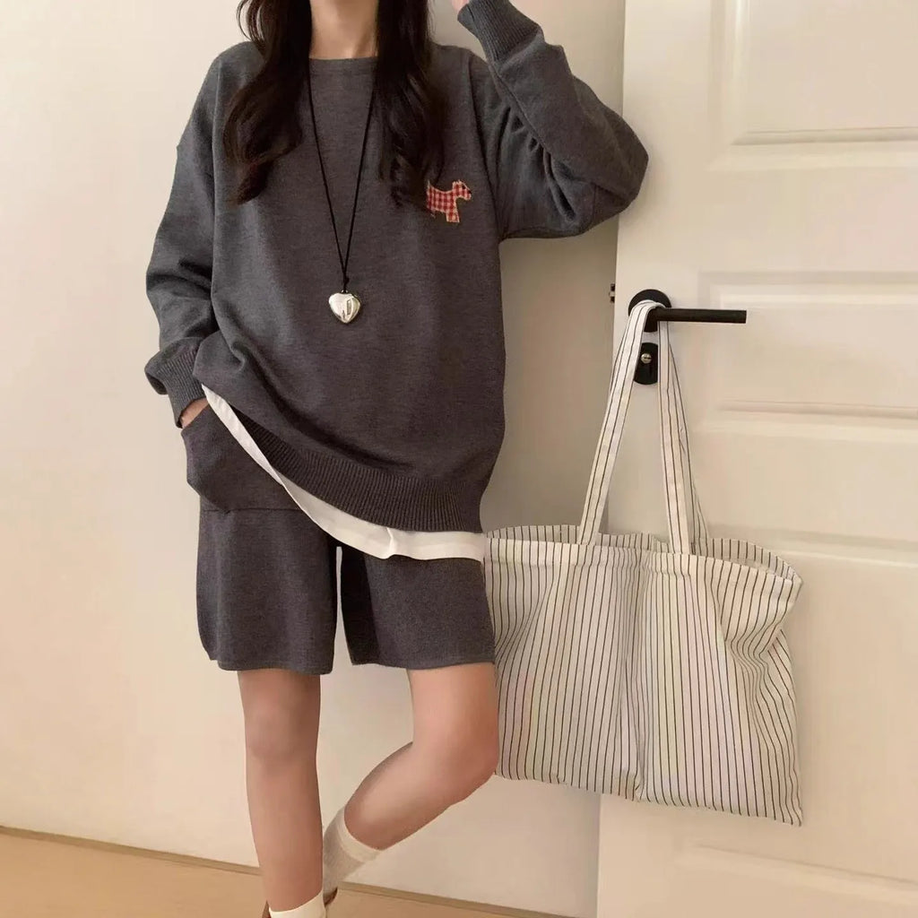 Women's casual knitted sweater and shorts suit in imitation cashmere fabric