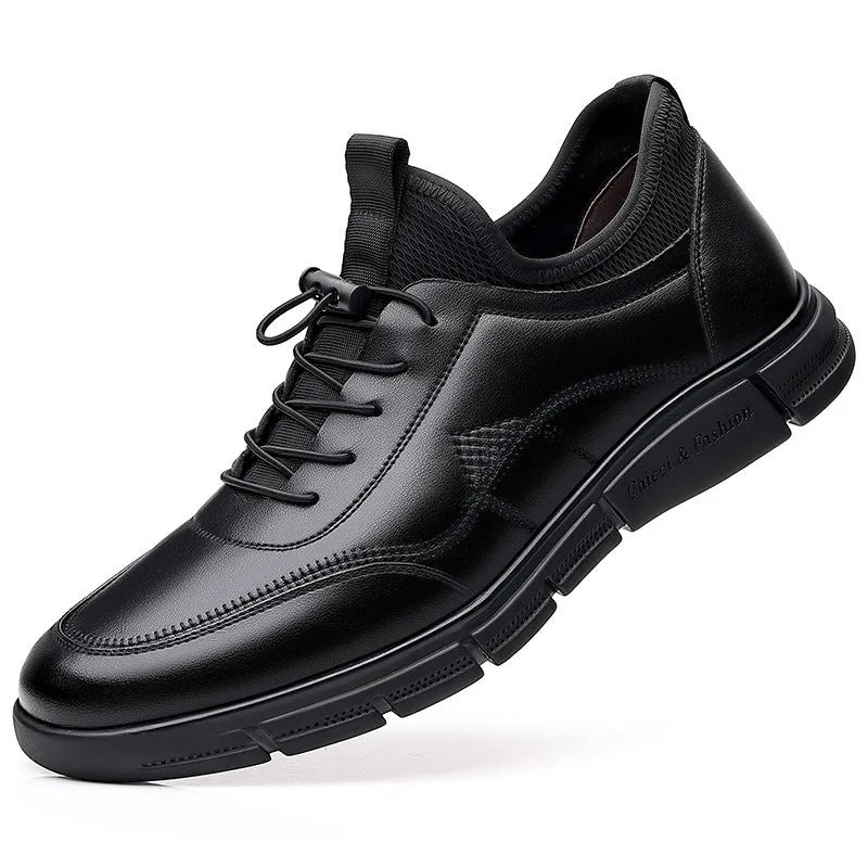 Men's black casual business shoes made of cowhide with leather stitching and a square low heel.