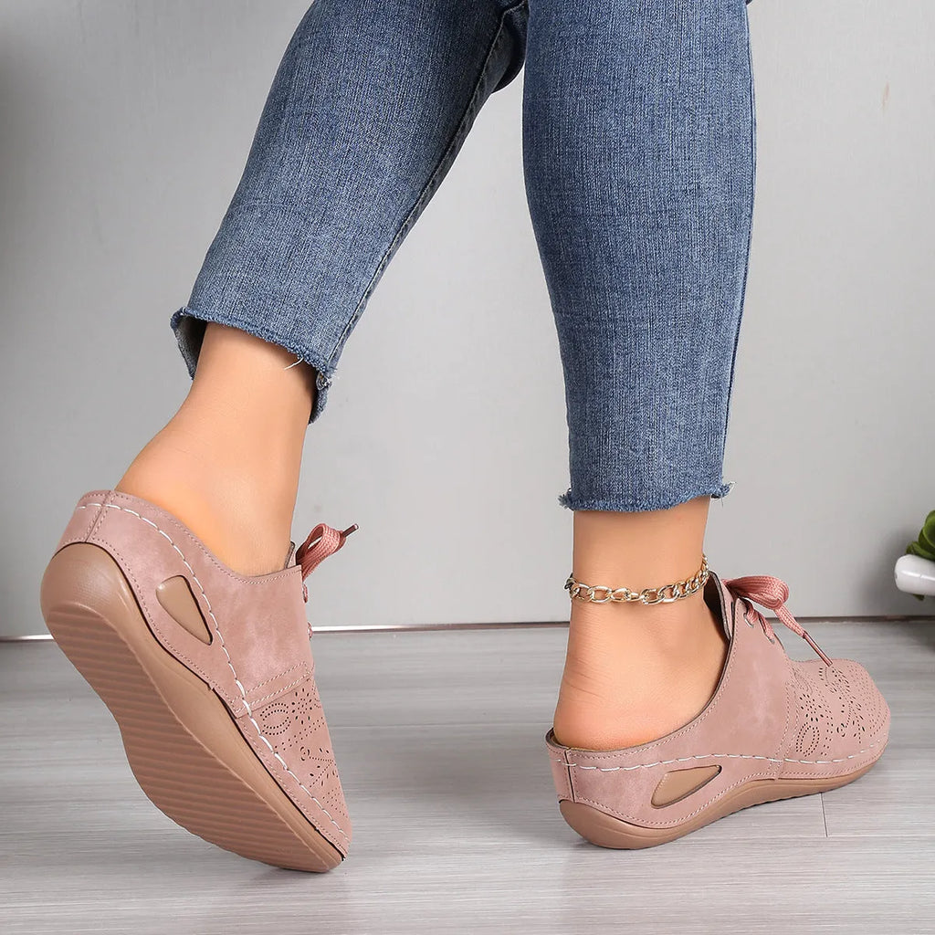 Women's lace-up wedge slippers in suede with hollow-out design and rubber sole