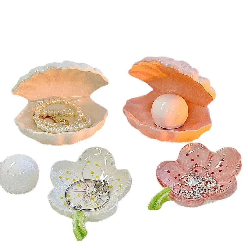 Yellow white porcelain girl's night lamp and storage tray set with modern simplicity design.