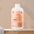 500ml bottle of antibacterial anti-mite pet shampoo for dogs and cats