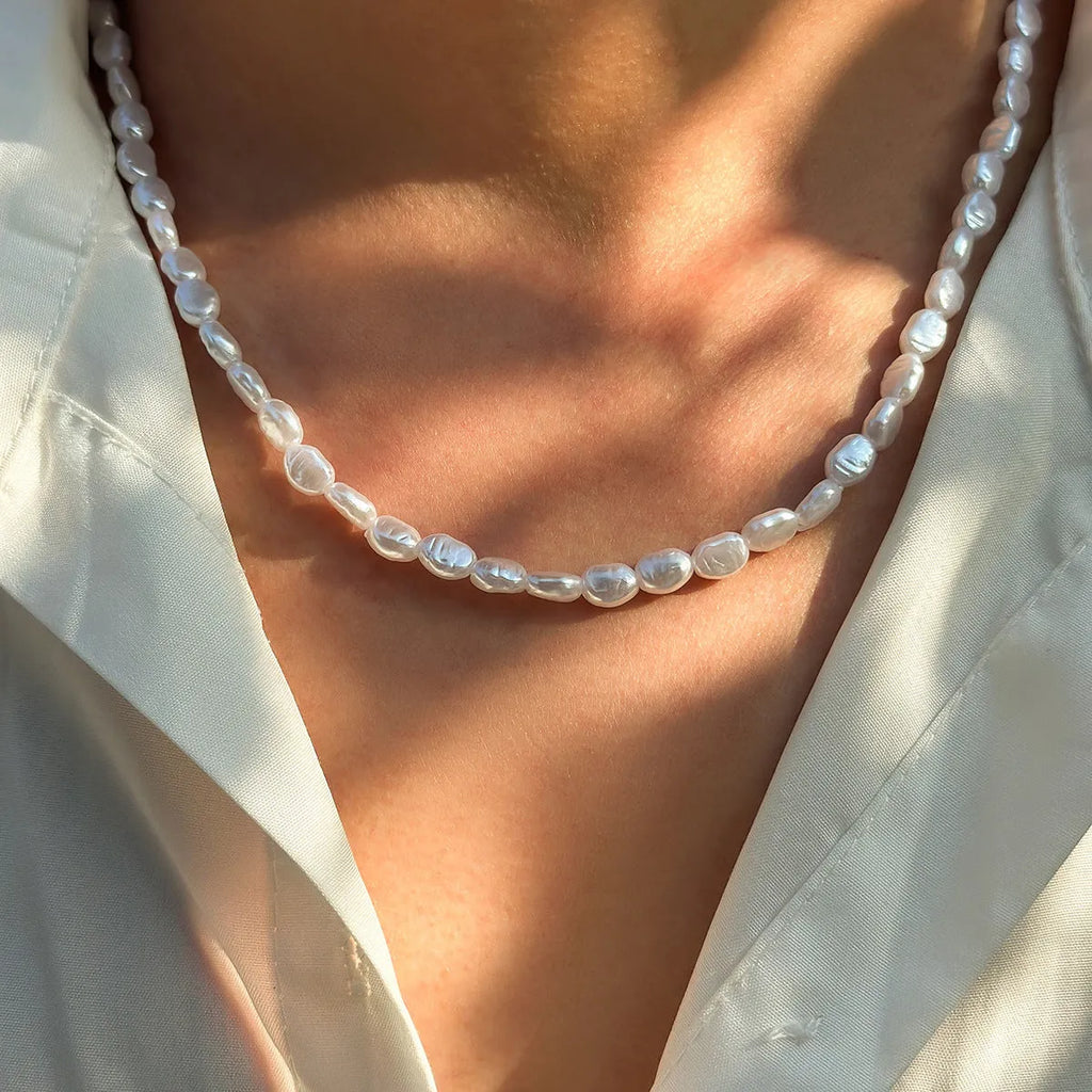 Men's white U-shaped imitation pearl necklace with adjustable 41-50cm clavicle chain