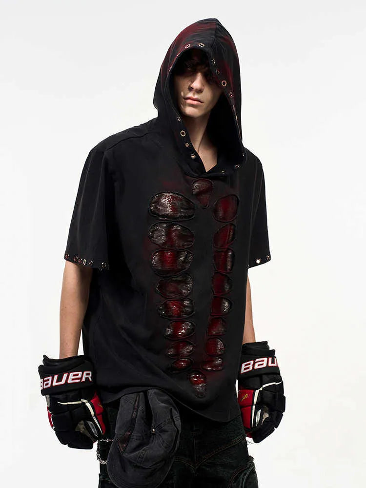 Black hooded short-sleeved T-shirt with sequin decoration in loose-fitting men's cut