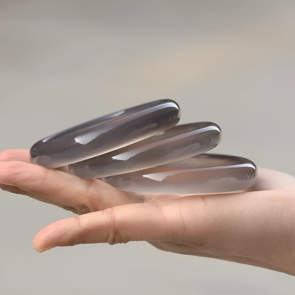 Brazil dark grey iced chalcedony agate women's bracelet with circular ring line design