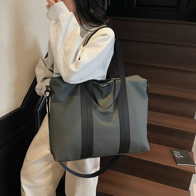 Oxford cloth lightweight tote bag in black, grey or champagne with 20-35L capacity