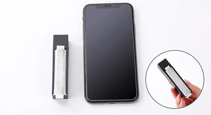 Black disposable screen cleaner wipes for mobile phones and tablets, 40 sheets pack