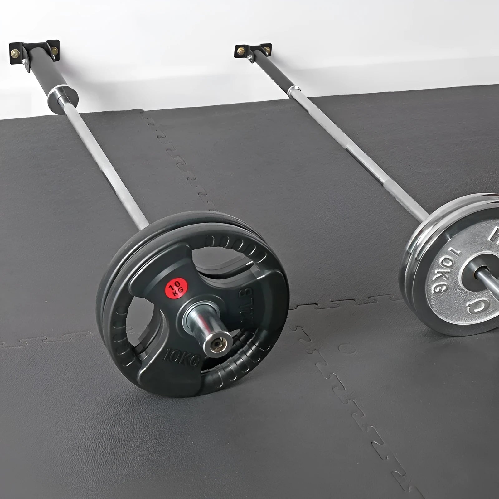 Steel wall-mounted rack with 25 tubes for storing barbells or barrels