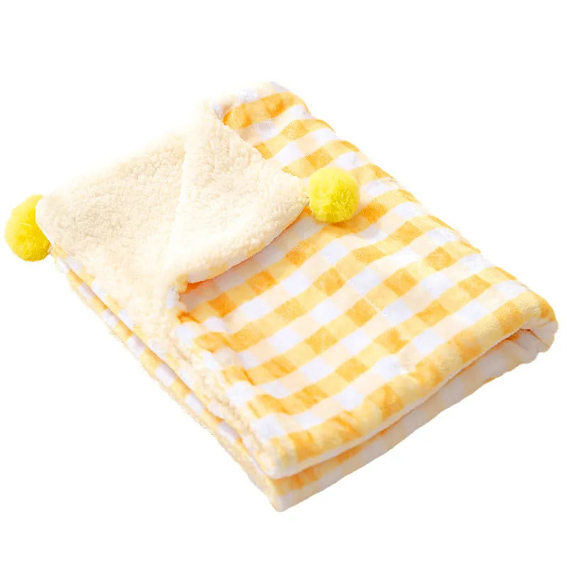 Blue coral fleece pet blanket shown on a dog bed, with size options S, M, L, XL displayed.
