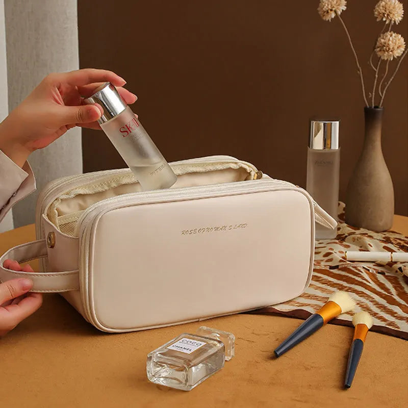 Three-layer double zipper U-shaped cosmetic bag in PU leather for make-up storage
