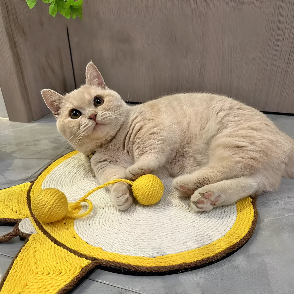Yellow Corgi-design sisal cat scratching pad with anti-slip base and hanging hooks