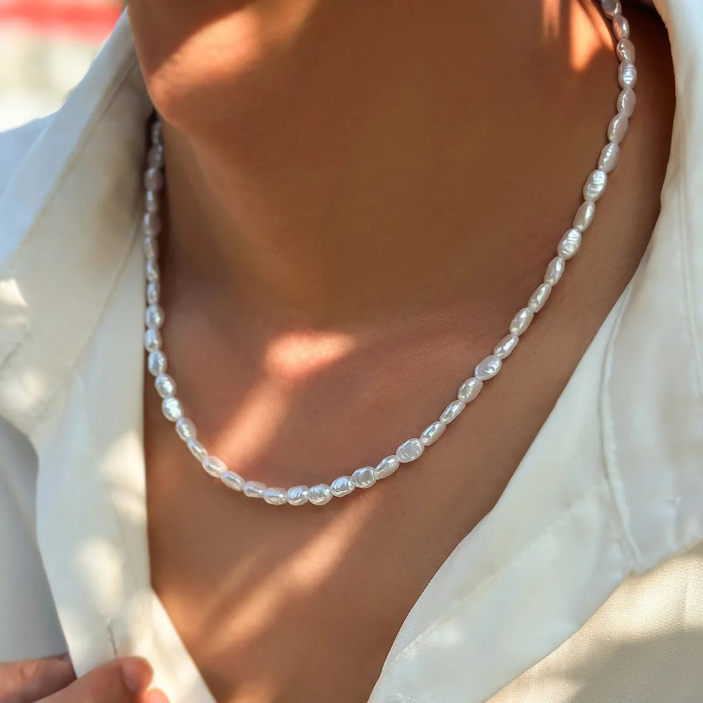Men's white U-shaped imitation pearl necklace with adjustable 41-50cm clavicle chain